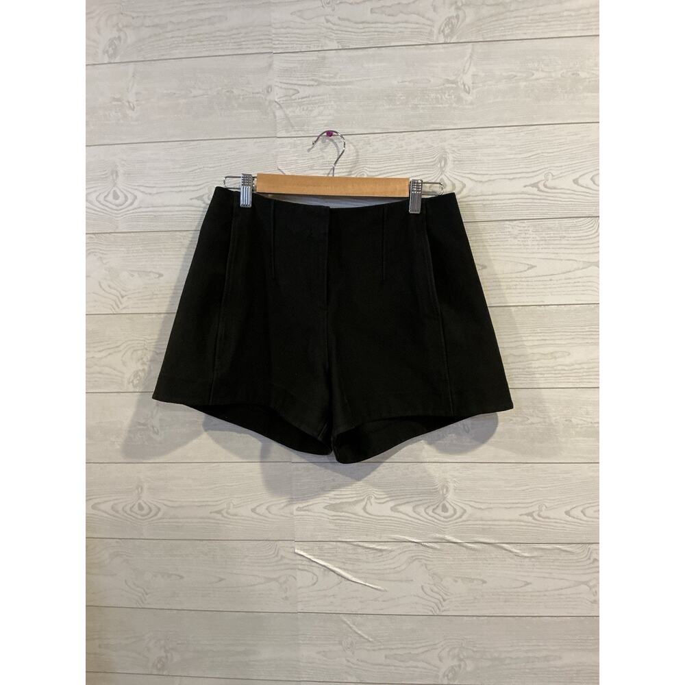 Lululemon SH10 Utilitech Relaxed-Fit High-Rise Short 3.5” – Black – Size 8